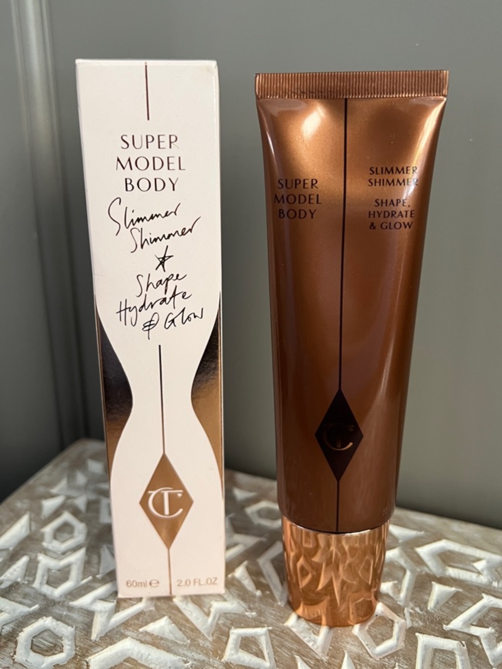 Charlotte Tilbury Super Model Body Slimmer Shimmer – Metallic Bronze
